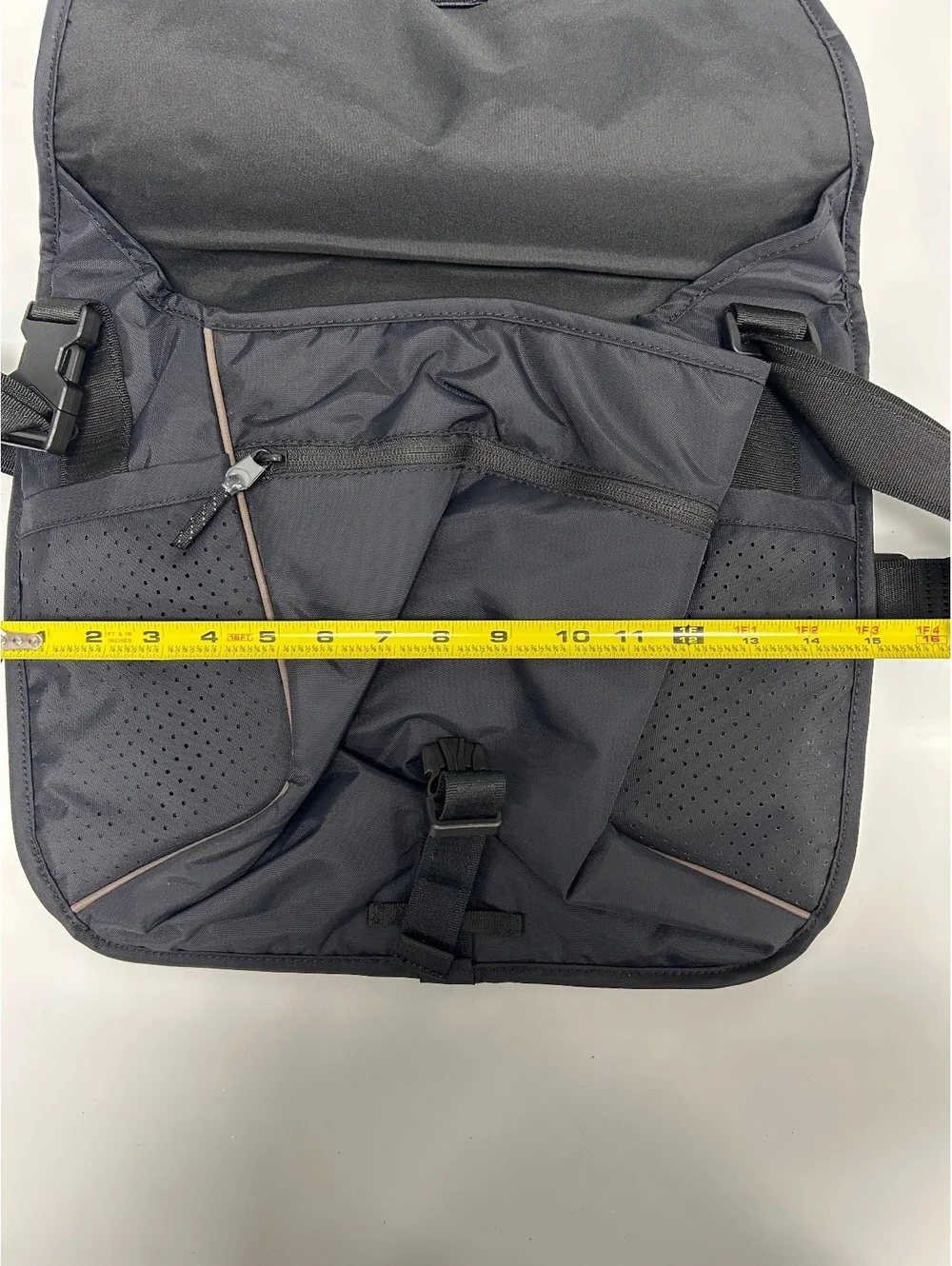 Nike Black Messenger Bag with Adjustable Strap